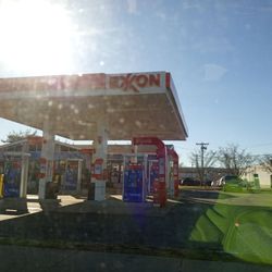 Exxon S & R