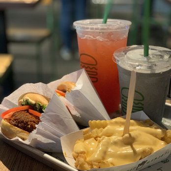 Shake Shack River North - Burgers Near Me - Chicago, Illinois Shake Shack River North - Burgers Near Me - Chicago, Illinois