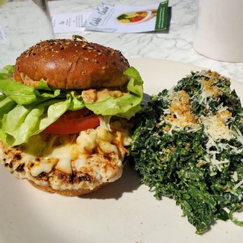 True Food Kitchen - Turkey Burger & kale salad - New American Near Me - Austin, Texas True Food Kitchen - Turkey Burger & kale salad - New American Near Me - Austin, Texas