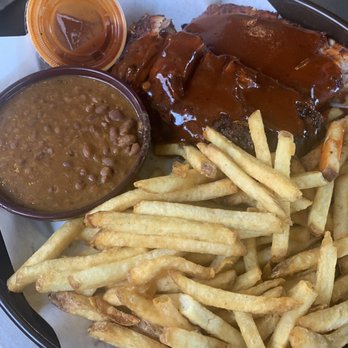 Phil's BBQ - Baby backs - Barbeque Near Me - Temecula, California