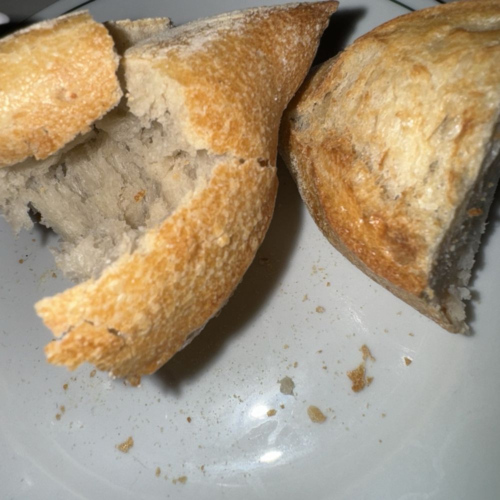 Girafe - Stale bread - French Near Me - Paris, 75
