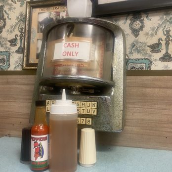 Gus & Gus Fried Chicken - Chicken Shop Near Me - Rehoboth Beach, Delaware Gus & Gus Fried Chicken - Chicken Shop Near Me - Rehoboth Beach, Delaware
