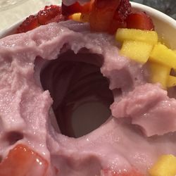 Pinkberry - I ordered online and honestly, why is there a hole in the middle?