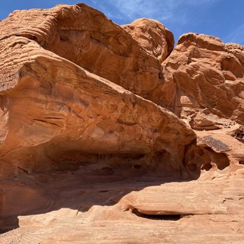 Arch Rock - Hiking Near Me - Overton, Nevada