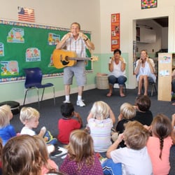 The Learning Tree Preschool - Music time with Uncle Ned. The best!