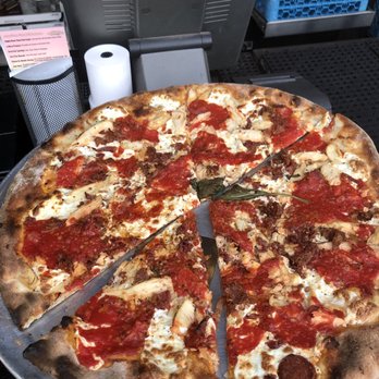 Grimaldi's Pizzeria - Bacon and chicken traditional pizza - Pizza Near Me - Gilbert, Arizona