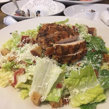 La Station - Caesar salad with Cajun chicken - Sandwiches Near Me - Gatineau, Quebec La Station - Caesar salad with Cajun chicken - Sandwiches Near Me - Gatineau, Quebec