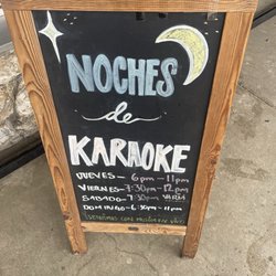Los Cabos Tacos Y Mariscos - Karaoke