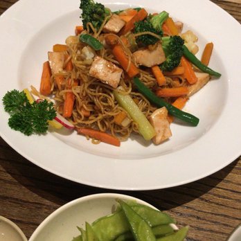 Teriyaki Town - Chicken yakisoba - Japanese Near Me - Lindsay, Ontario