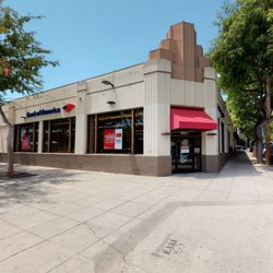 Bank of America Financial Center - Storefront
