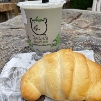 Boba ParTea - Cream cheese croissant - Bakeries Near Me - Baton Rouge, Louisiana