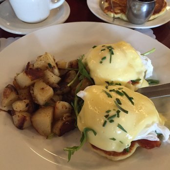 The Red Wagon - Diners Near Me - Vancouver, British Columbia The Red Wagon - Diners Near Me - Vancouver, British Columbia