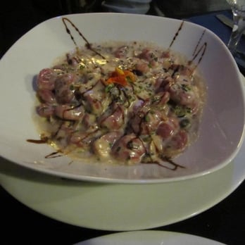 Cera 23 - Almond-flavoured beetroot gnocchi with capers in balsamic cream (our favorite) - Spanish Near Me - Barcelona, B