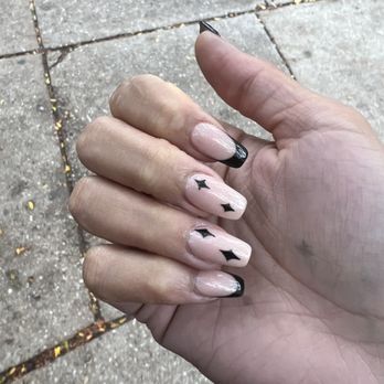 Elegant Nails On Wells - Nail Salons Near Me - Chicago, Illinois Elegant Nails On Wells - Nail Salons Near Me - Chicago, Illinois