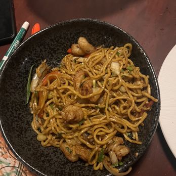 Indochen - Shrimp chowmein - Chinese Near Me - Alexandria, Virginia