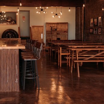 Toppled Turtle Brewing - the interior of the restaurant - Breweries Near Me - Dumas, Texas
