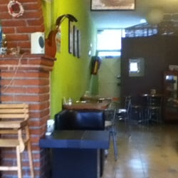 Cafetería las 4 Estaciones - Interior.