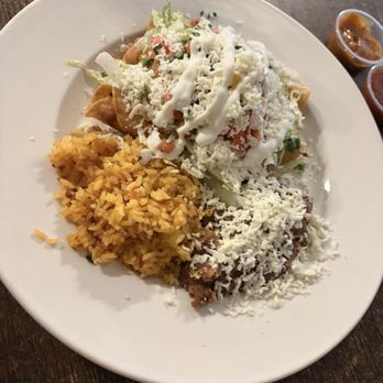 Floriano's Mexican Food - Chicken Taquitos Platter (4) - Mexican Near Me - Lompoc, California Floriano's Mexican Food - Chicken Taquitos Platter (4) - Mexican Near Me - Lompoc, California
