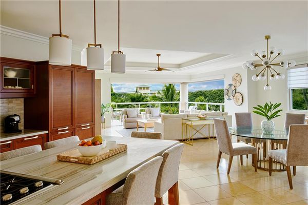 Ho olei at Grand Wailea by null