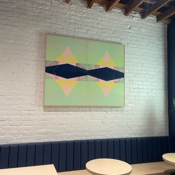 Stumptown Coffee Roasters - Interesting artwork. - Coffee & Tea Near Me - Pasadena, California