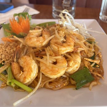 Aroi Thai Cuisine - Shrimp pad thai - Thai Near Me - Yuma, Arizona Aroi Thai Cuisine - Shrimp pad thai - Thai Near Me - Yuma, Arizona