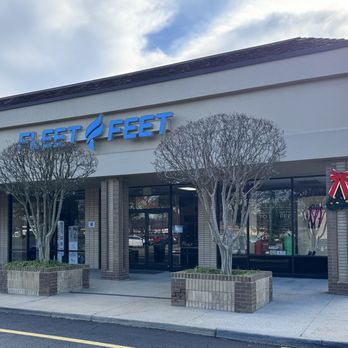 Fleet Feet - Sports Wear Near Me - Virginia Beach, Virginia