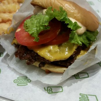 Shake Shack Glendale - Burgers Near Me - Glendale, California Shake Shack Glendale - Burgers Near Me - Glendale, California