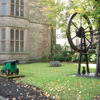 Mclean Museum & Art Gallery - McLean Museum & Art Gallery, Greenock - Museums Near Me - Greenock, IVC