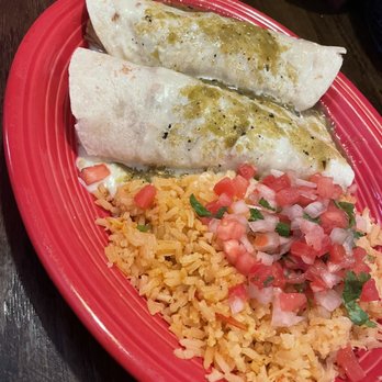 El Jinete Mexican Restaurant - Burritos roquetas - Mexican Near Me - Clarkesville, Georgia