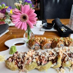Pisces Sushi Bar & Lounge - Lake Norman - Sweet Tennessee and Main Squeeze