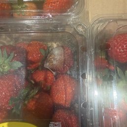 Strawberry's fully covered I mold. Strawberry's fully covered I mold.