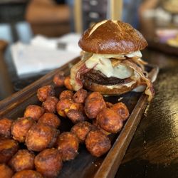 Teak Neighborhood Grill