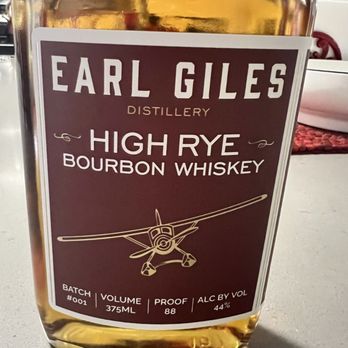Earl Giles Distillery - Distilleries Near Me - Minneapolis, Minnesota