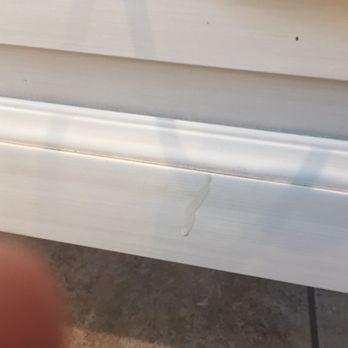Star Marble & Granite - a closeup of a crack in a door - General Contractors Near Me - Lorton, Virginia
