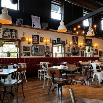 Kid Cashew - View of the indoor dining area. - Tapas/Small Plates Near Me - Sandy Springs, Georgia Kid Cashew - View of the indoor dining area. - Tapas/Small Plates Near Me - Sandy Springs, Georgia