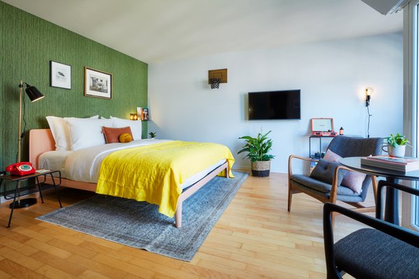 Max Brown Hotel 7th District by null