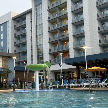 COMPASS HOTEL PIGEON FORGE - Updated February 2026 - 45 Photos & 10