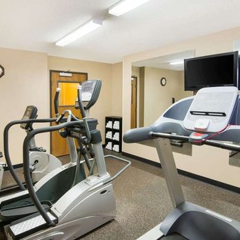 Super 8 by Wyndham Fairfield - Health club - Hotels Near Me - Fairfield, Iowa Super 8 by Wyndham Fairfield - Health club - Hotels Near Me - Fairfield, Iowa