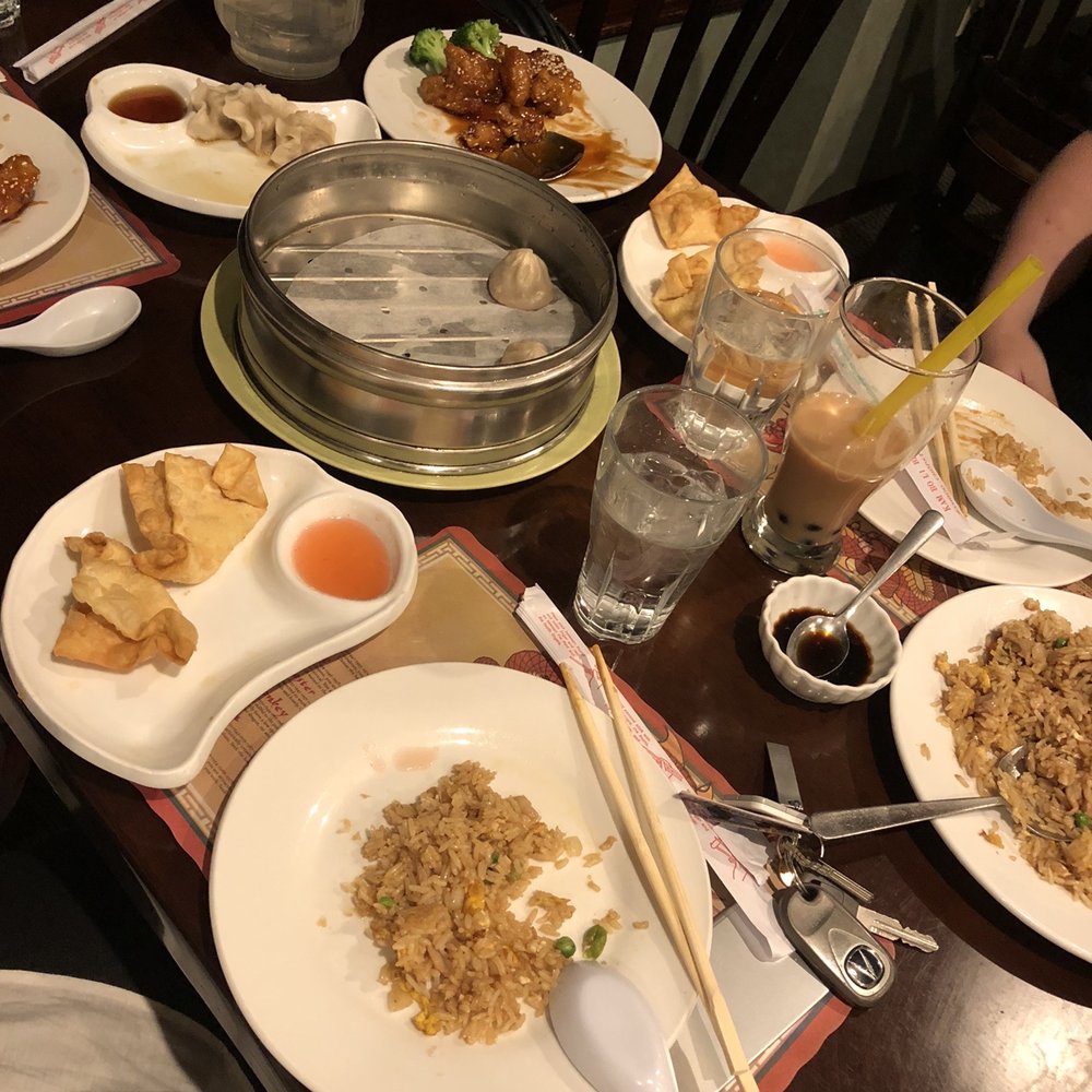 Szechuan's Dumpling - Chicken Fried Rice, Crab Rangoon, Pork Mini Juicy Bun, Pork and Vegetables Dumplings, Sesame Chicken, Bubble Tea - Szechuan Near Me - Arlington, Massachusetts