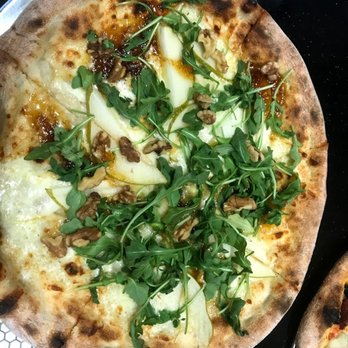I Tre Mori - Pizza Delicata - Pizza Near Me - Indianapolis, Indiana