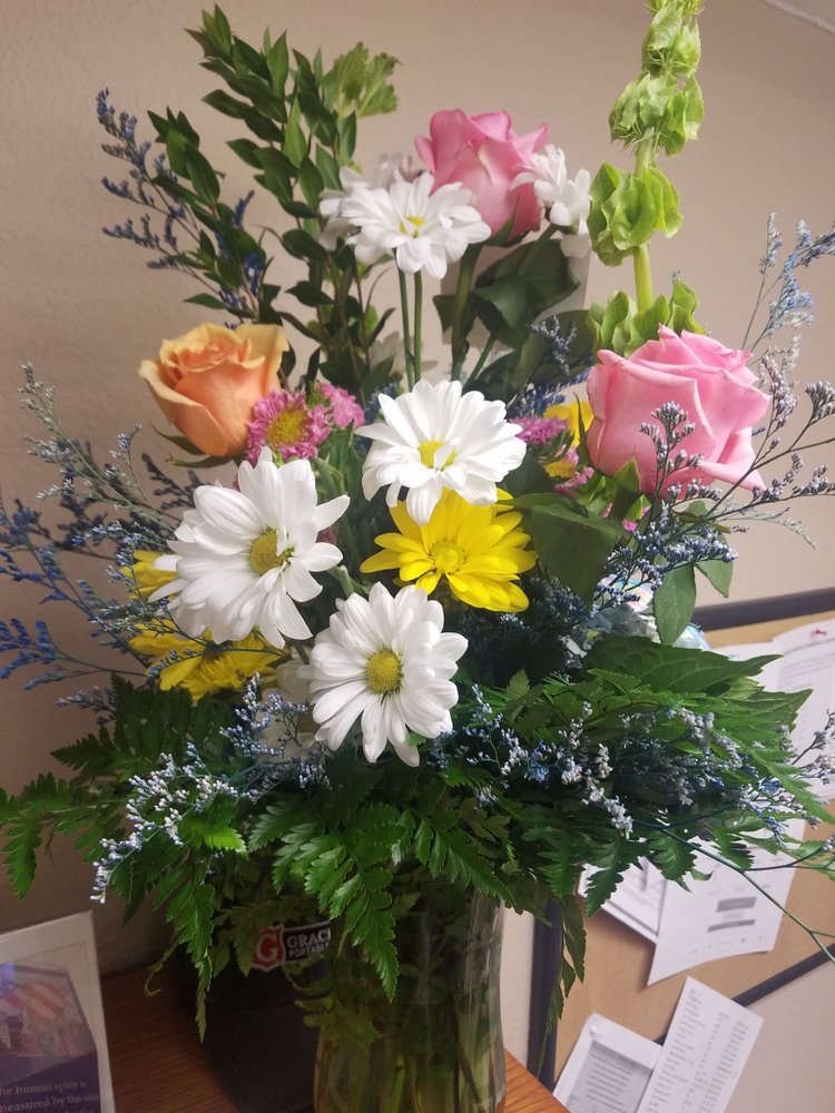 THE PAISLEY PEACOCK FLORIST 3231 Lone Oak Rd, Paducah, Kentucky