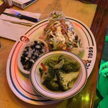 Flanigan's - Pompano Beach - They have fish tacos!  Who knew?? - American Near Me - Pompano Beach, Florida