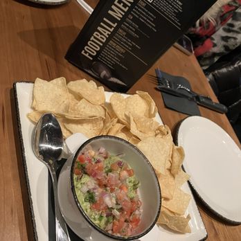 Tommy’s Tavern & Tap - Holy Guacamole! - Sports Bars Near Me - Edgewater, New Jersey Tommy’s Tavern & Tap - Holy Guacamole! - Sports Bars Near Me - Edgewater, New Jersey