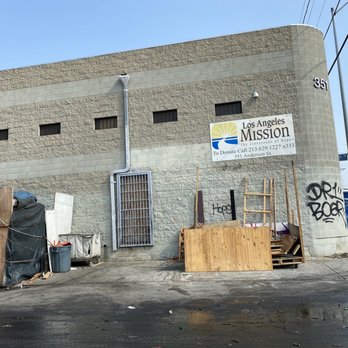 Los Angeles Mission - Los Angeles Mission Warehouse - Donation Drop-Off location - Community Service/Non-Profit Near Me - Los Angeles, California Los Angeles Mission - Los Angeles Mission Warehouse - Donation Drop-Off location - Community Service/Non-Profit Near Me - Los Angeles, California