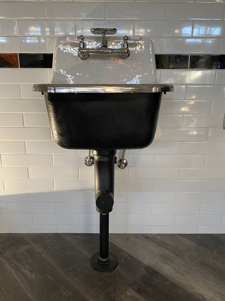 Slide of DE Williams Plumbing