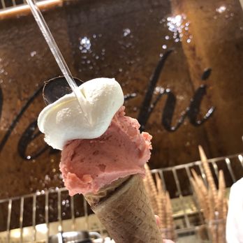 Venchi - Chocolatiers & Shops Near Me - Rome, RM