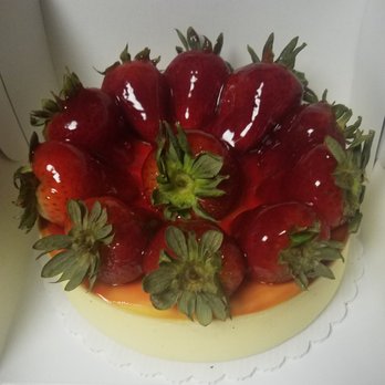 Aliotta Pastry Shop - Strawberry topped cheesecake, the best in Brooklyn - Bakeries Near Me - Brooklyn, New York Aliotta Pastry Shop - Strawberry topped cheesecake, the best in Brooklyn - Bakeries Near Me - Brooklyn, New York
