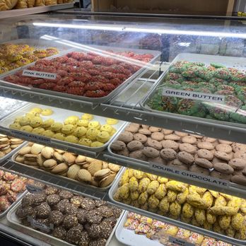 Bova's Bakery - Bakeries Near Me - Boston, Massachusetts