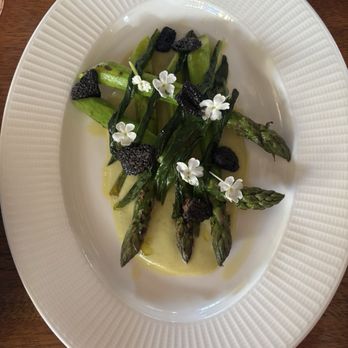 Barndiva - Jumbo asparagus - New American Near Me - Healdsburg, California