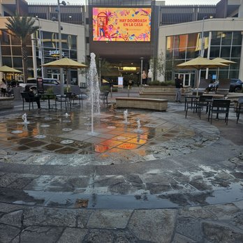 NOHO West - Water area - Commercial Real Estate Near Me NOHO West - Water area - Commercial Real Estate Near Me